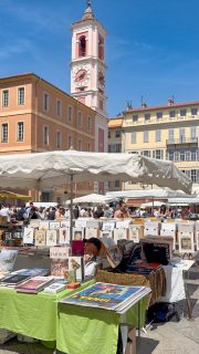 BALADE 〰️ Comme un avant-goût d’été à Nice… un 18 avril ☀️🕶️⛱️ (mais perso suis pas encore prête pour la plage 😅✨)

#nice06 #ilovenice #cotedazurfrance #explorenicecotedazur #frenchriviera